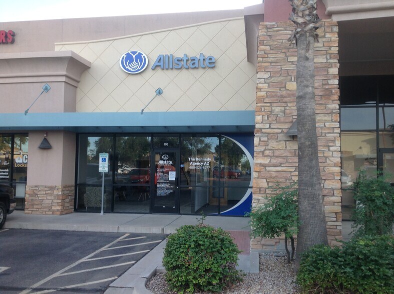 81 S McQueen Rd, Gilbert, AZ à louer - Photo de l’immeuble – Image 1 sur 21