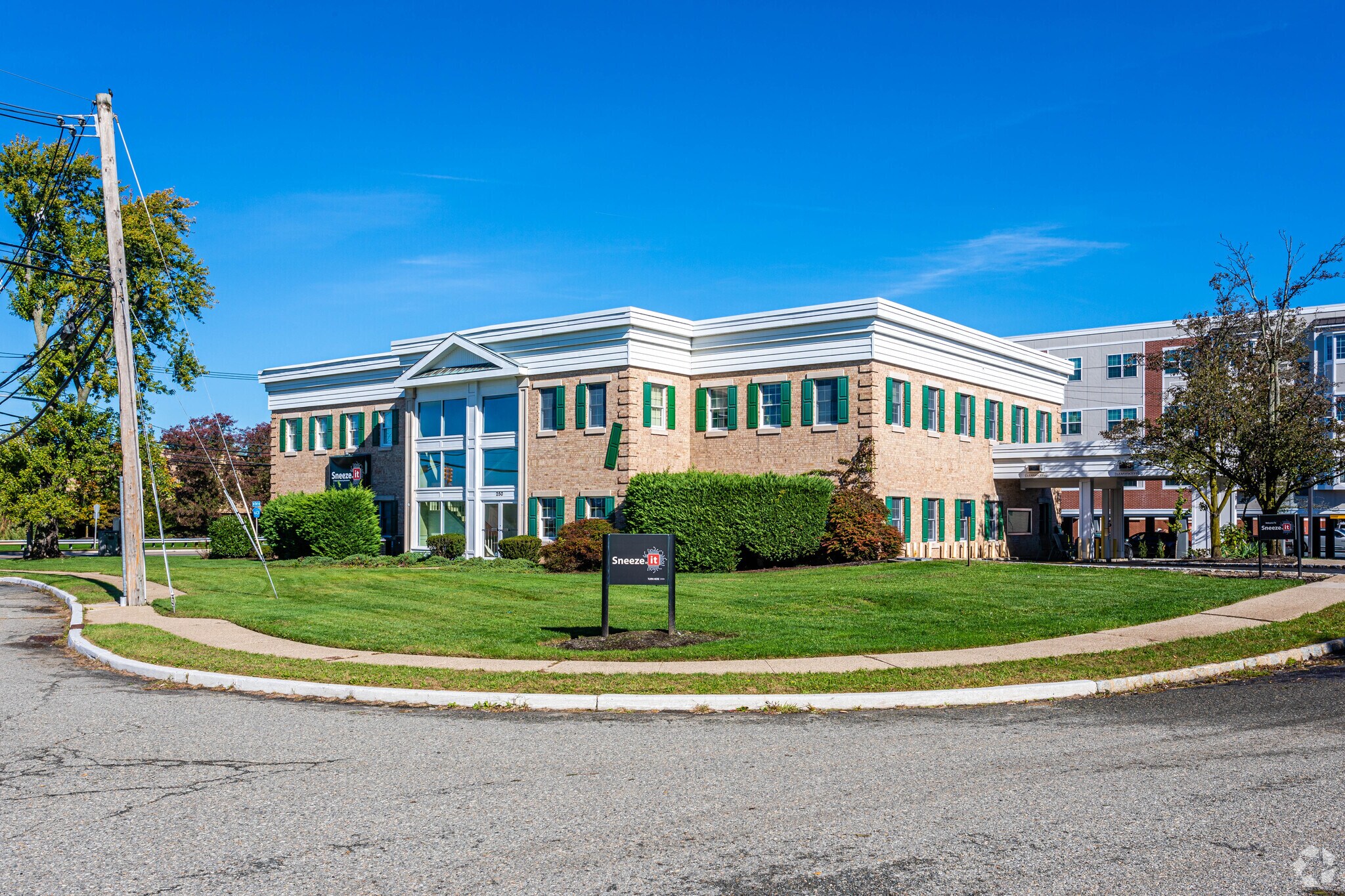 250 Passaic Ave, Fairfield, NJ à louer Photo principale– Image 1 sur 6