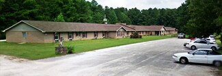 Plus de détails pour 206 Wannish Ave, Lake Waccamaw, NC - Santé à vendre