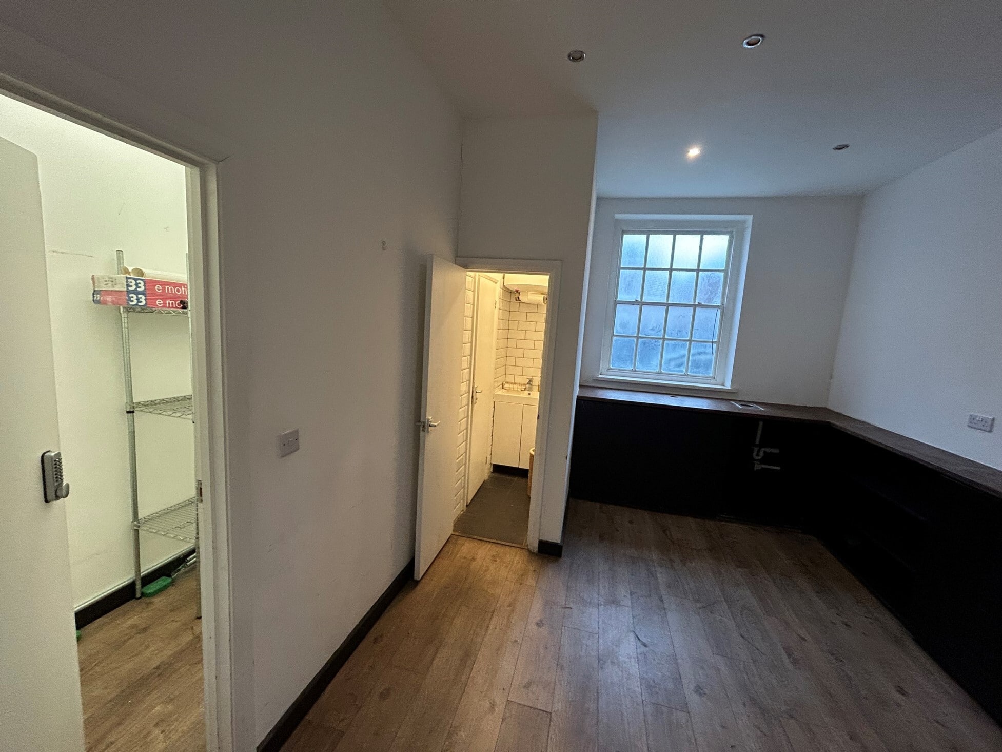 8 Bell Lane, Londres à louer Photo principale– Image 1 sur 6