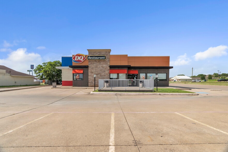 1509 Corsicana Hwy, Hillsboro, TX à vendre - Photo de l’immeuble – Image 1 sur 7