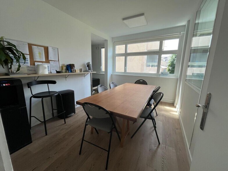 171 Ter Avenue Charles De Gaulle, Neuilly-sur-Seine à louer - Photo intérieure – Image 3 sur 5