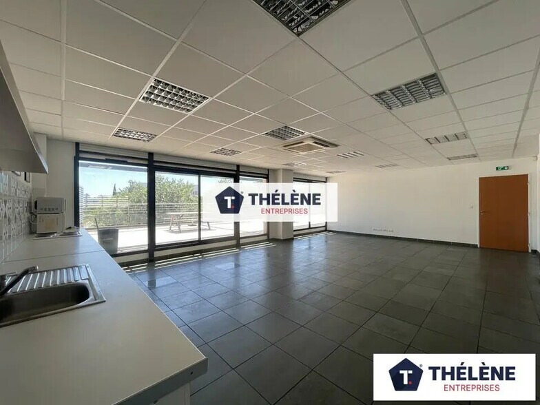 Bureau dans Montpellier à louer - Photo de l’immeuble – Image 3 sur 12