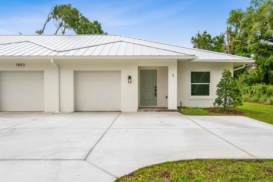 1853 22nd Ave, Vero Beach, FL à vendre - Photo de l’immeuble – Image 3 sur 84