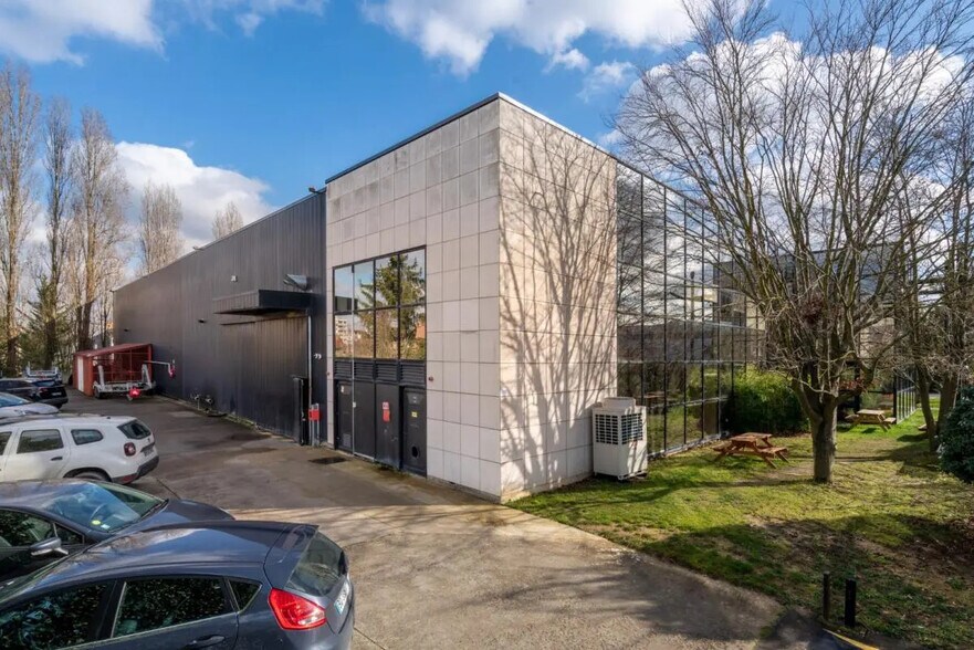 Bureau dans Palaiseau à louer - Photo de l’immeuble – Image 1 sur 17