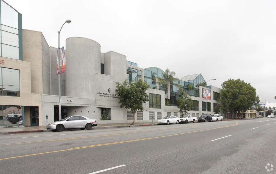 4123 Lankershim Blvd, North Hollywood, CA à louer - Photo principale – Image 1 sur 13