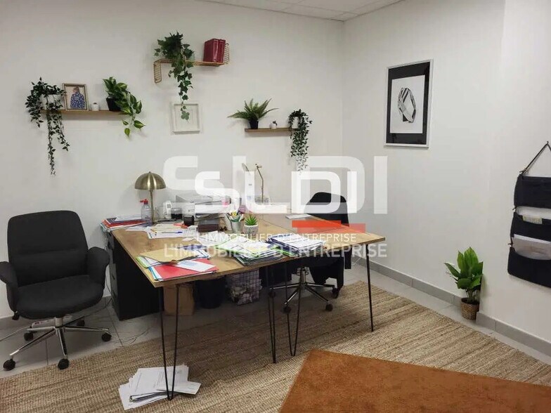 Bureau dans Bourgoin-Jallieu à vendre - Photo intérieure – Image 3 sur 5
