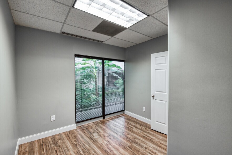 5200 Park Rd, Charlotte, NC à louer - Photo intérieure – Image 3 sur 8