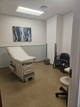 1301 2nd Ave SW, Largo, FL à louer Photo intérieure– Image 2 sur 4