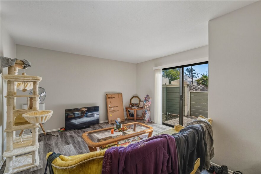 3380 Bullock Ln, San Luis Obispo, CA à vendre - Photo intérieure – Image 2 sur 15