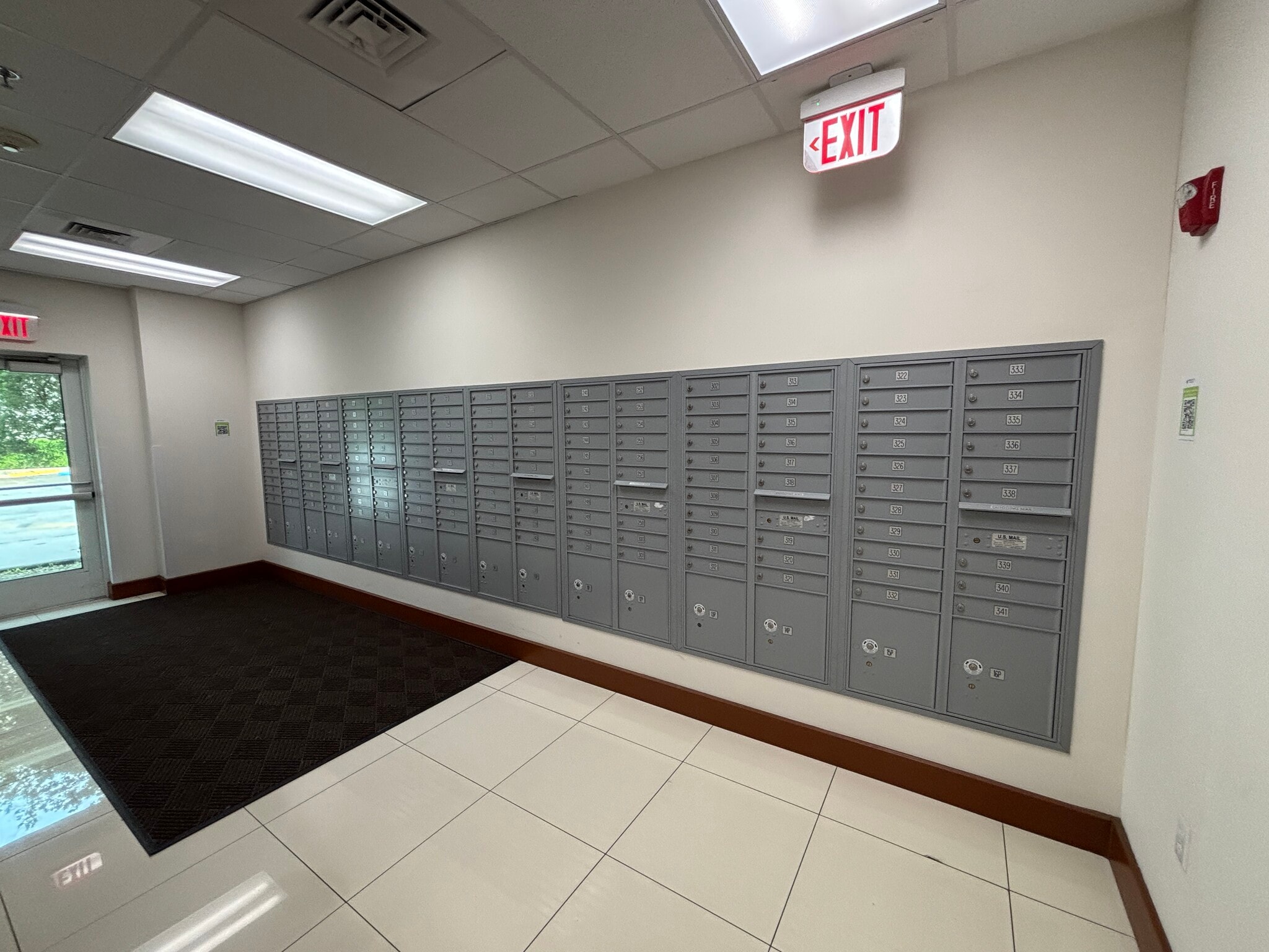 7451 Riviera Blvd, Miramar, FL à louer Photo intérieure– Image 1 sur 7