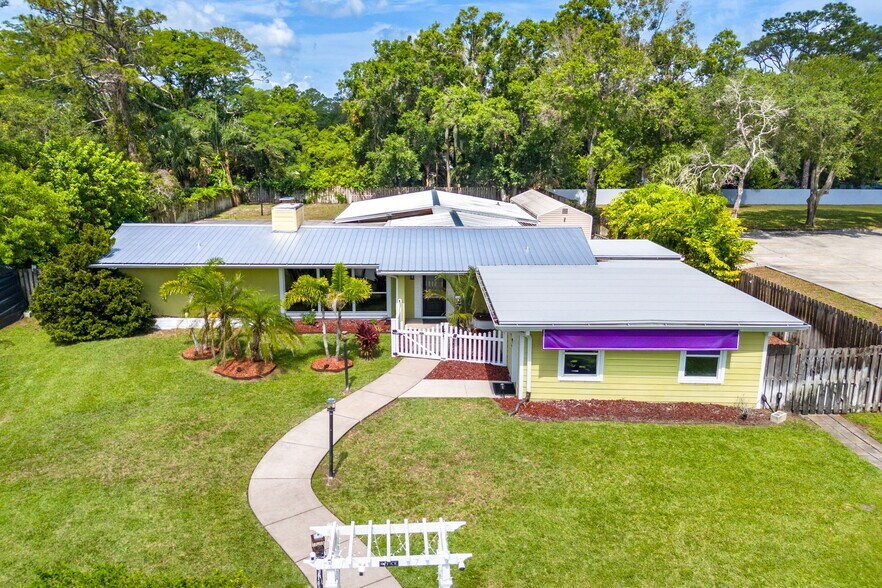 996 S Wickham Rd, West Melbourne, FL à vendre - Photo de l’immeuble – Image 1 sur 55