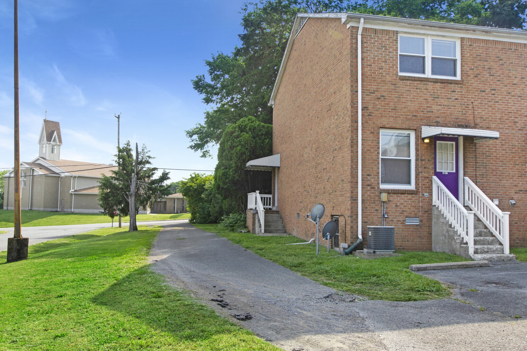 1012-1032 Hickory Hill Ln, Hermitage, TN à vendre Photo de l’immeuble– Image 1 sur 43