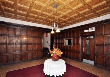 8905 E Jefferson Ave, Detroit, MI à vendre - Photo intérieure – Image 2 sur 48