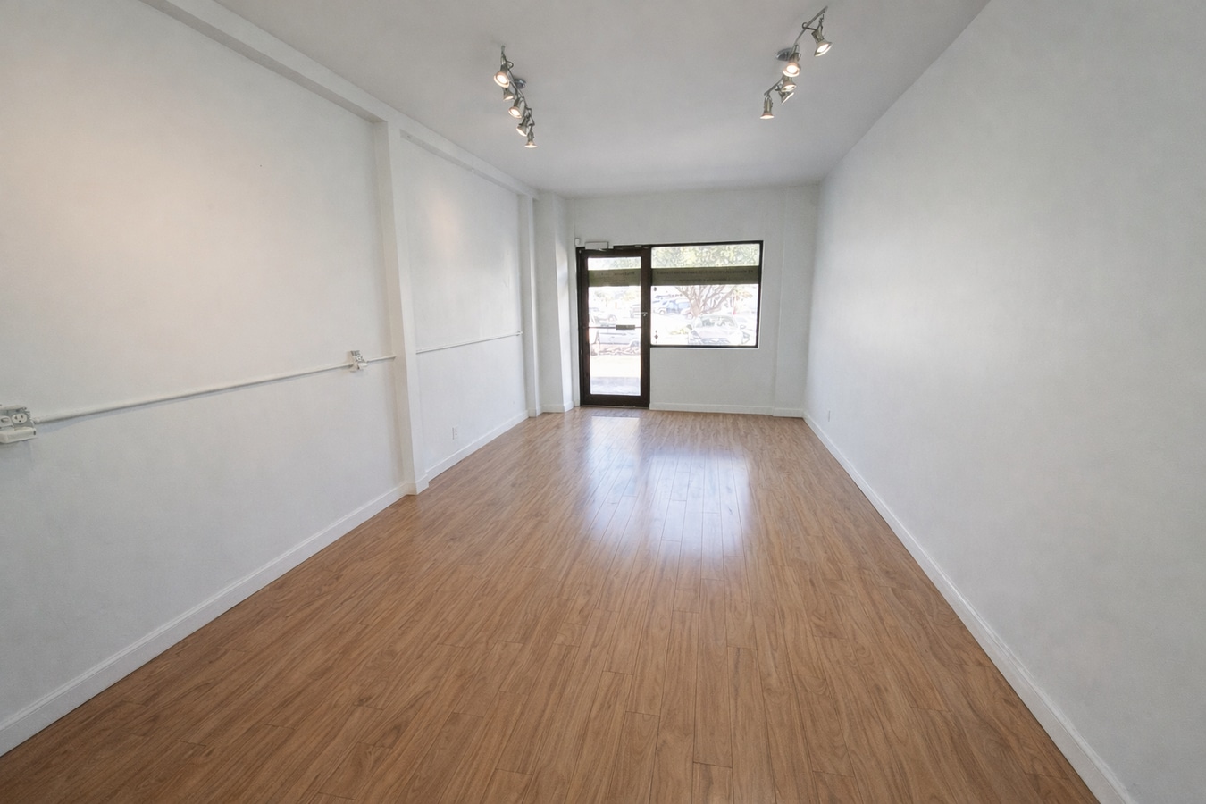 401 Hookahi St, Wailuku, HI 96793 - Lot 5 & 6 -  - Photo intérieure - Image 1 of 7