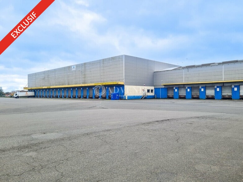 Industriel/Logistique dans Plaintel à louer - Photo de l’immeuble – Image 2 sur 5