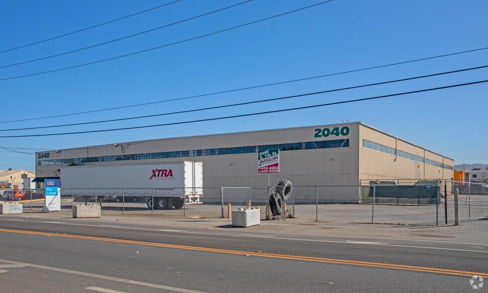2040 S 7th St, San Jose, CA à louer - Photo de l’immeuble – Image 1 sur 9