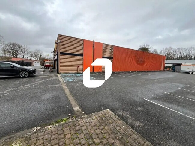 Plus de détails pour Local commercial à vendre