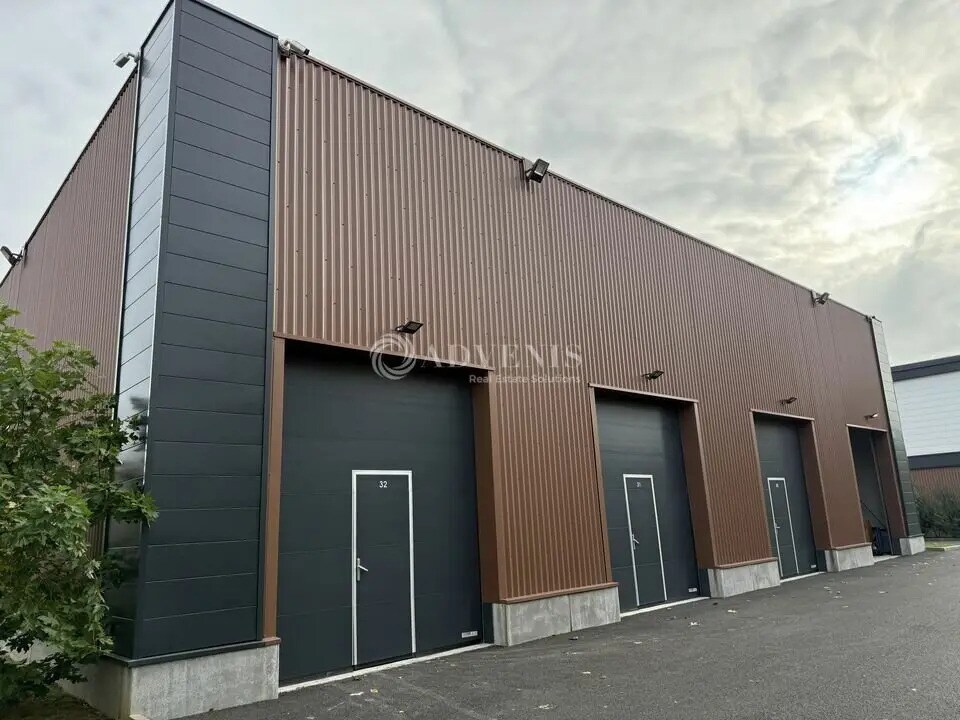 Local d’activités dans Serris à louer Photo de l’immeuble– Image 1 sur 8