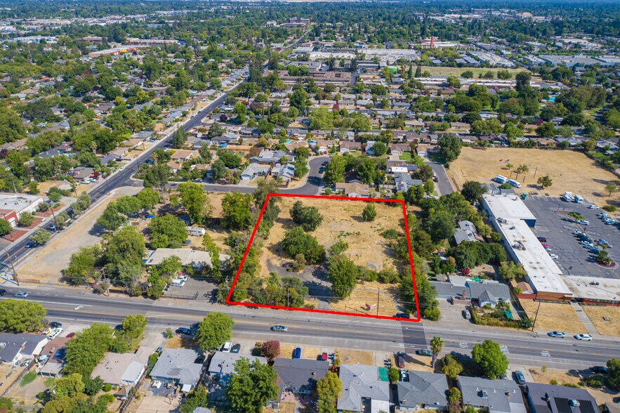 3161 Hurley Way, Sacramento, CA à vendre - Photo de l’immeuble – Image 3 sur 6