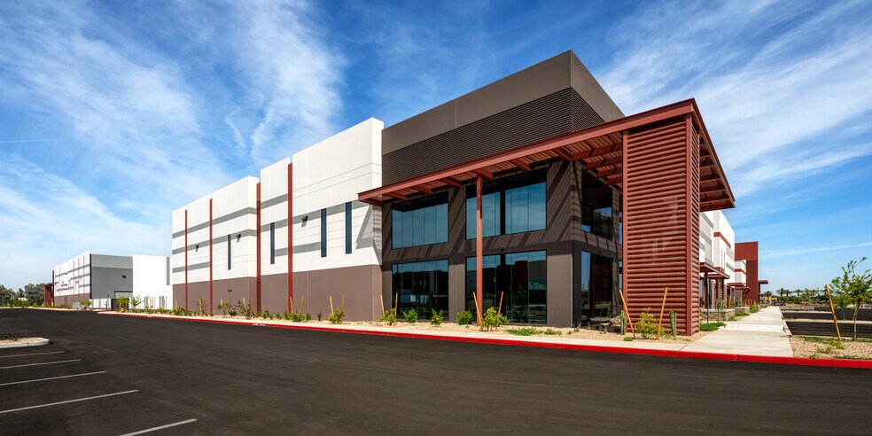 SWC Gilbert Rd, Chandler, AZ à louer - Photo de l’immeuble – Image 1 sur 3