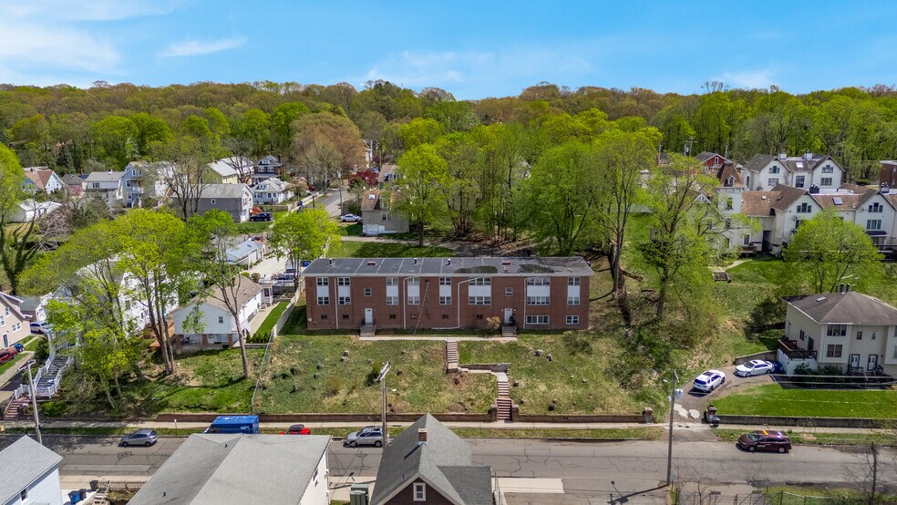 111 Lenox St, New Haven, CT à vendre - Photo de l’immeuble – Image 2 sur 7
