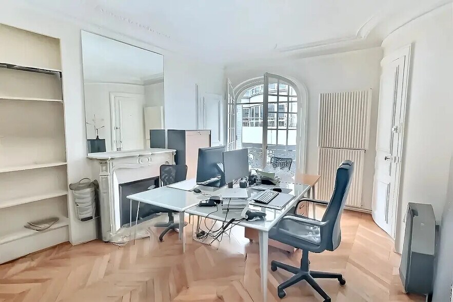 Bureau dans Paris à louer - Photo de l’immeuble – Image 3 sur 8