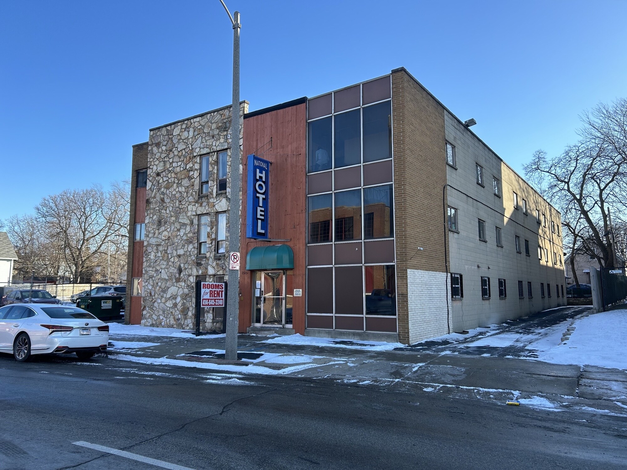 1515 W National Ave, Milwaukee, WI à vendre Photo de l’immeuble– Image 1 sur 1