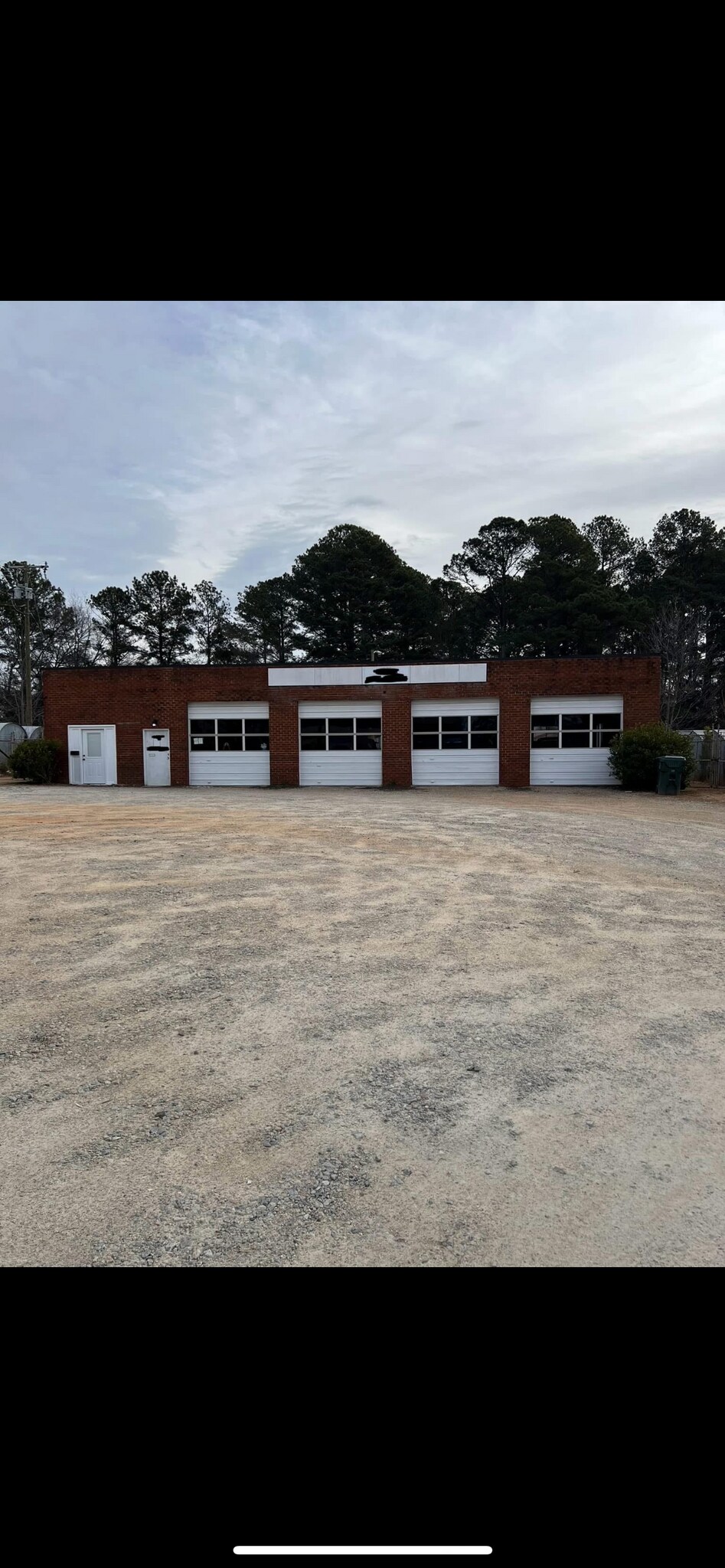 2016 W Garner Rd, Garner, NC à vendre Photo de l’immeuble– Image 1 sur 4