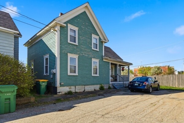 9-12 Hoyt Ct, Rochester, NH à vendre - Photo de l’immeuble – Image 2 sur 7