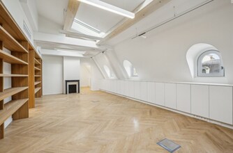 254 Boulevard Saint-Germain, Paris à louer Photo intérieure– Image 1 sur 3