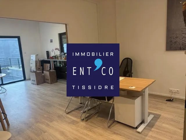 Bureau dans Boé à louer - Photo de l’immeuble – Image 2 sur 11