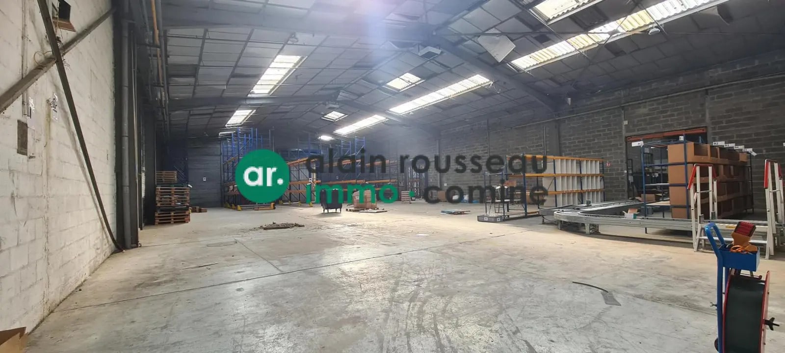 Local d'activités dans Segré à vendre Photo intérieure– Image 1 sur 6