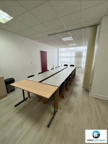 Bureau dans Abbeville à vendre - Photo intérieure – Image 3 sur 5