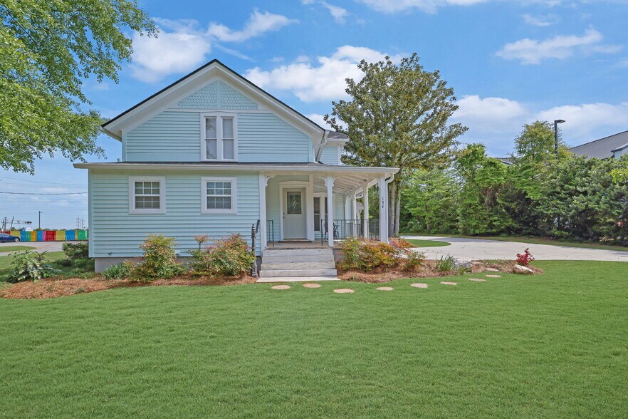 134 Marble Mill Rd, Marietta, GA à vendre - Photo de l’immeuble – Image 2 sur 25