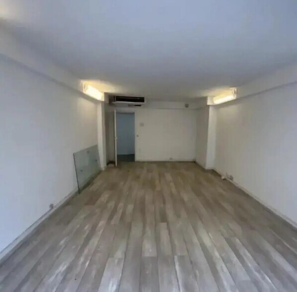Bureau dans Nice à louer - Photo de l’immeuble – Image 3 sur 3