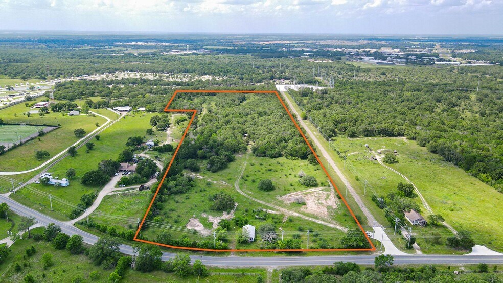 4296 Leonard Rd, Bryan, TX à vendre - Photo de l’immeuble – Image 3 sur 9