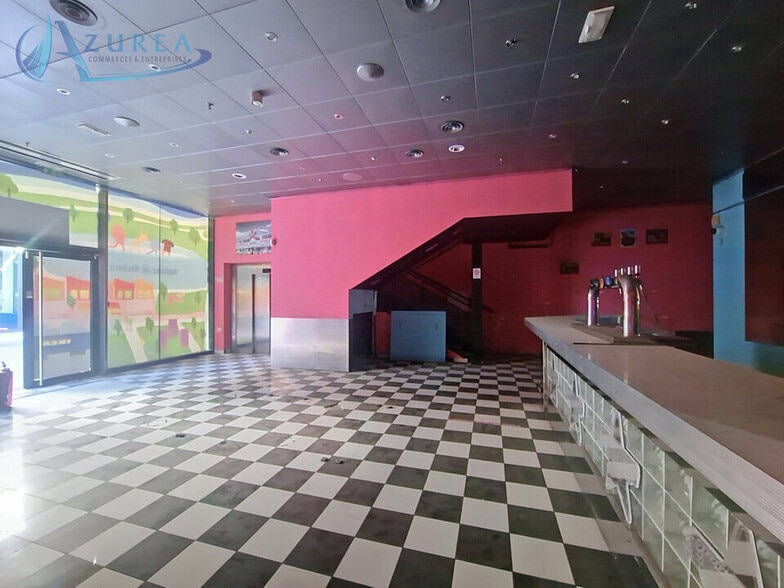 Local commercial dans Nice à louer - Photo intérieure – Image 2 sur 10