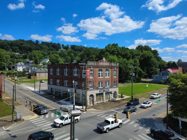 2602 E Main St, Chattanooga, TN à vendre - Photo de l’immeuble – Image 2 sur 21
