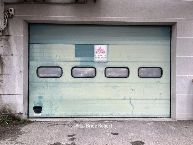 Plus de détails pour Bureau à vendre