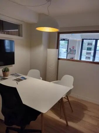 Bureau dans Perpignan à vendre - Photo de l’immeuble – Image 2 sur 4