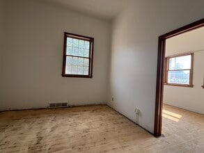 510 S 1st Ave, Sioux Falls, SD à louer Photo intérieure– Image 1 sur 6