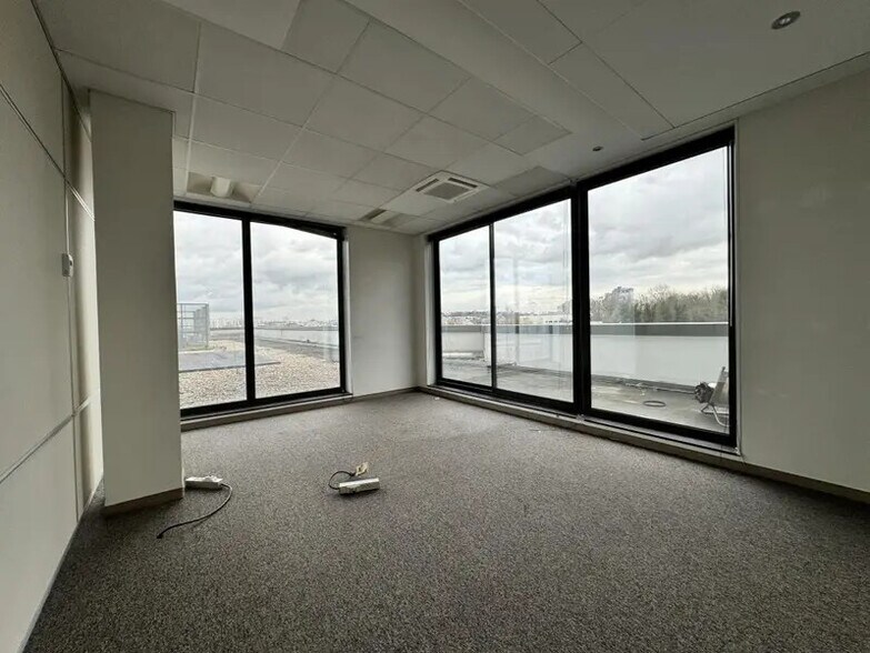 Bureau dans Rosny-sous-Bois à louer - Photo intérieure – Image 3 sur 19