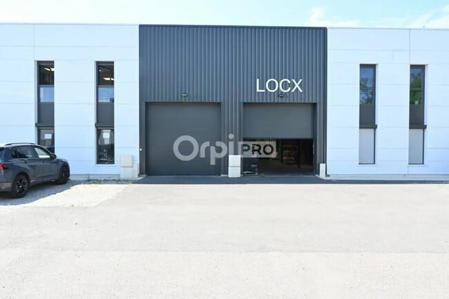 Plus de détails pour Bureau, Local d'activités à louer