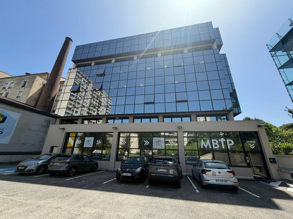 Bureau dans Villeurbanne à louer Photo de l’immeuble– Image 1 sur 14