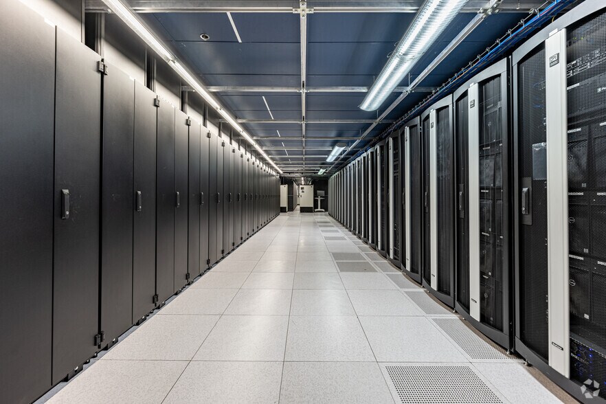 3250 Wilshire Blvd, Los Angeles, CA à louer - Photo intérieure – Image 3 sur 34