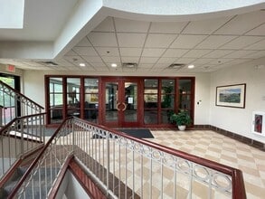 175 Sullys Trl, Pittsford, NY à louer Photo intérieure– Image 2 sur 4