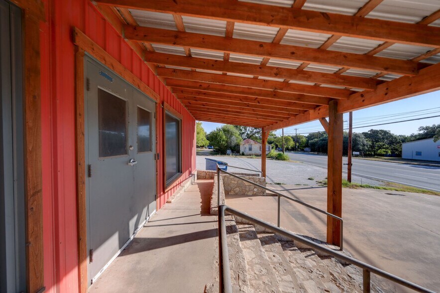 1301 & 1307 Main St, Blanco, TX à vendre - Photo de l’immeuble – Image 3 sur 43