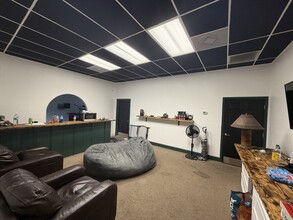 5441 Lee St, Lehigh Acres, FL à louer Photo intérieure– Image 1 sur 3