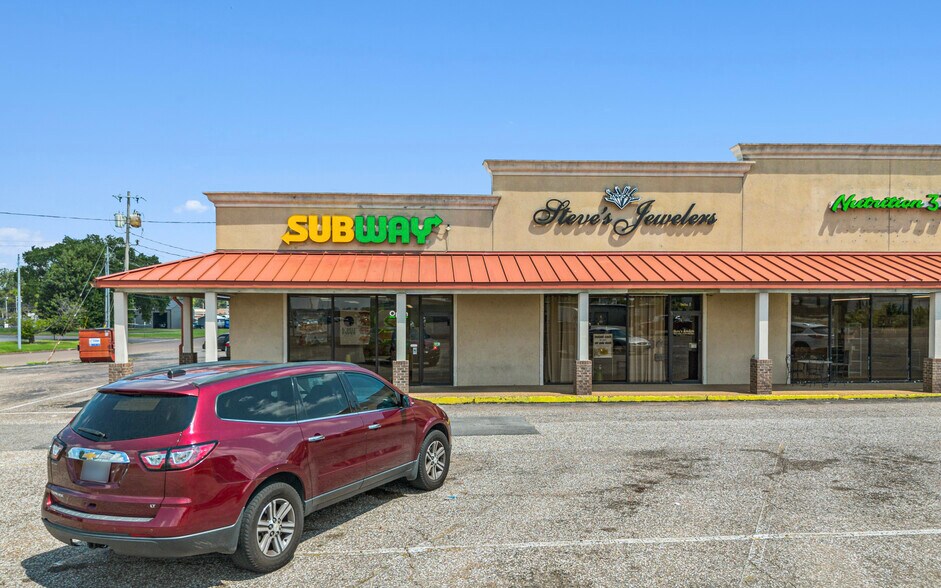 206 E Reelfoot Ave, Union City, TN à vendre - Photo de l’immeuble – Image 3 sur 17